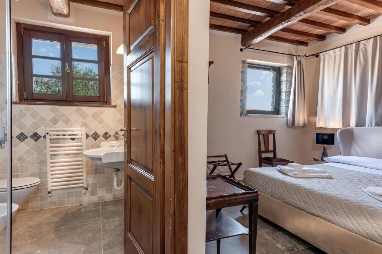 Relais Le Ginestre Villa Saturnia Farm stay