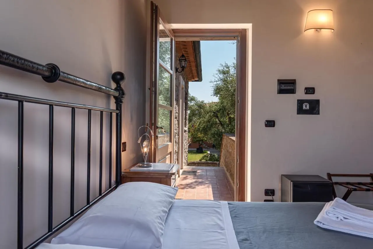Farm stay Relais Le Ginestre Villa Saturnia